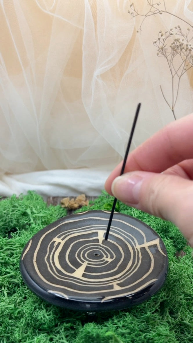 "Wood" incense holder